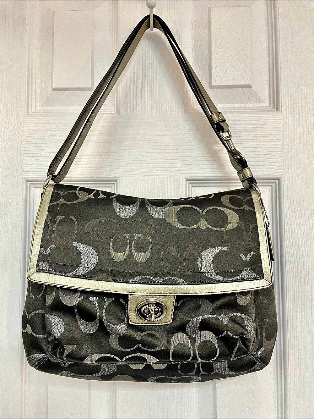 Coach Penelope Signature Flap Shoulder Bag Gray & Black